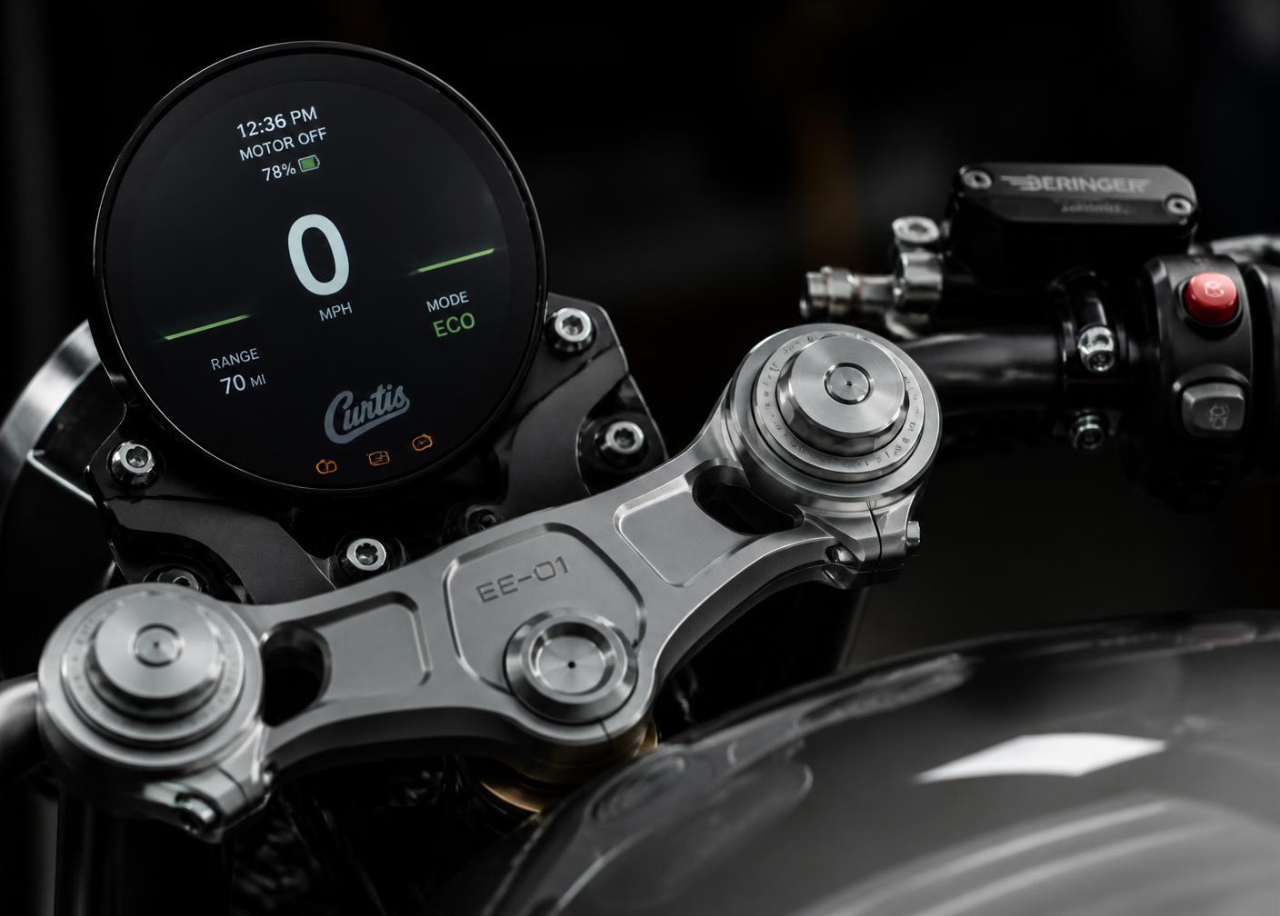 Close-up of the Savic C-Series seven-inch touchscreen dashboard